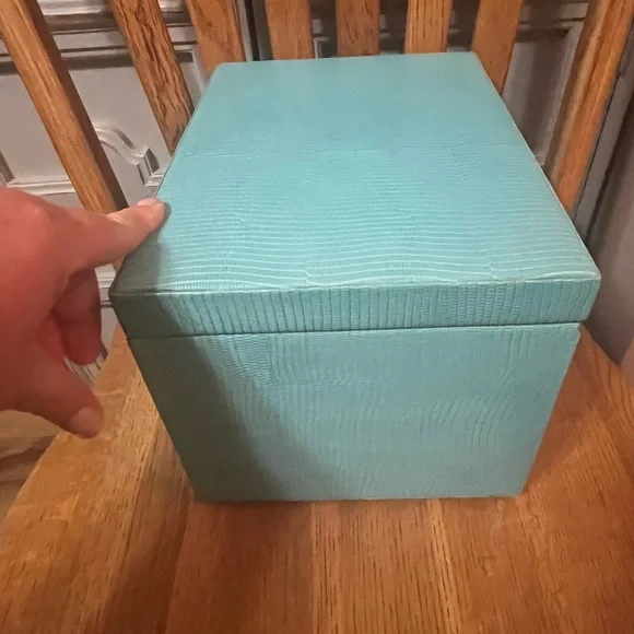 Very Rare Coach, Y2K Legacy Seafoam Blue Jewelry Box with 🪞 - Picture 10 of 14